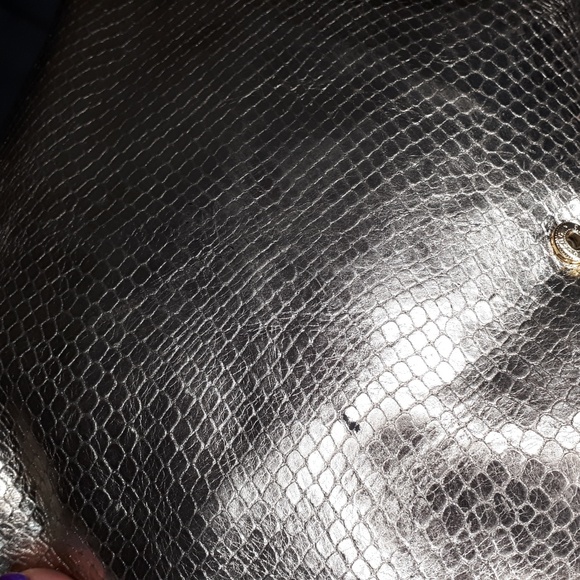 Ralph Lauren~Gold Croc Embossed Foldover Crossbody - Picture 9 of 10